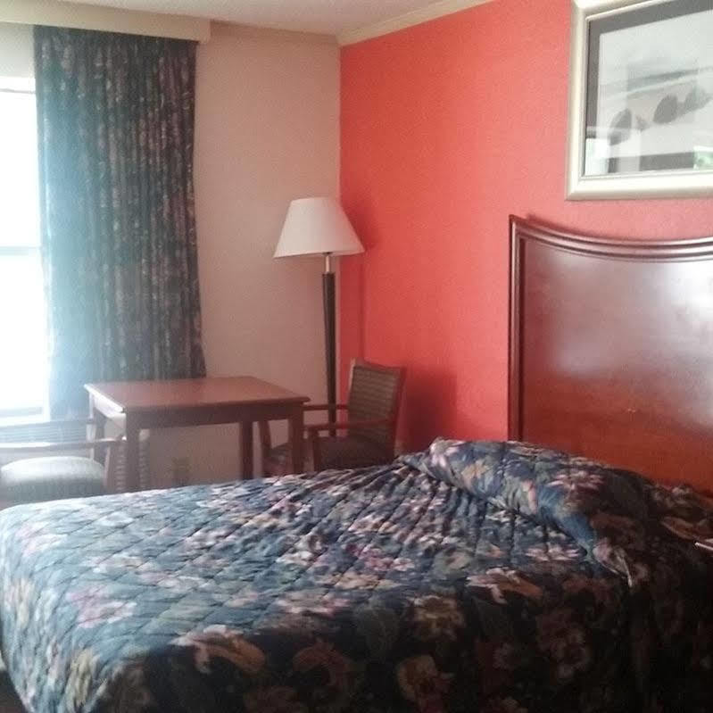 Best Inn Formerly Known As M Star Hotel Chickasaw Extérieur photo
